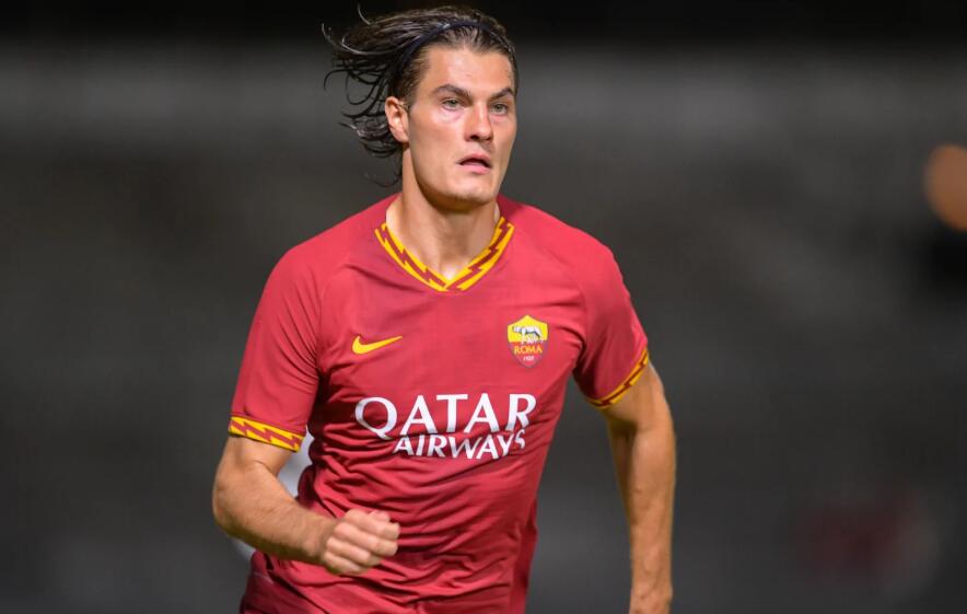 通过在当地 通过在当地